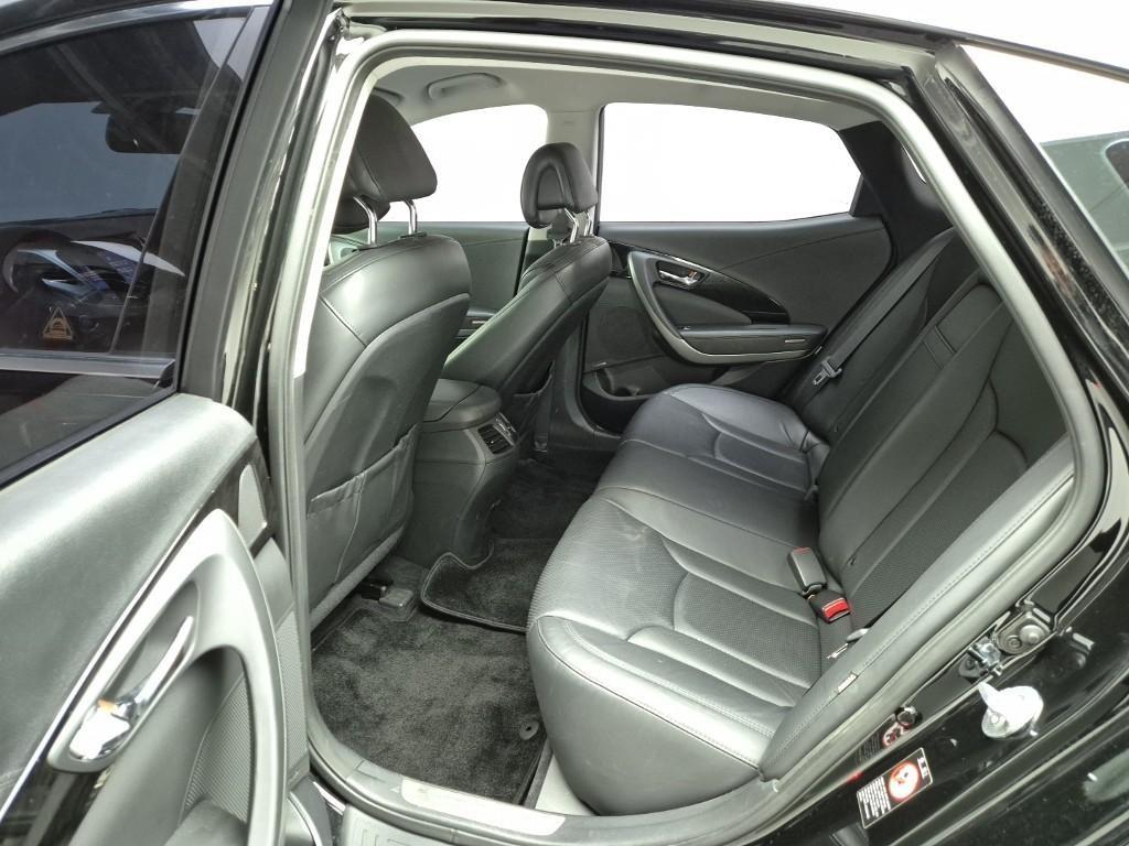 HYUNDAI Grandeur - Vista 12