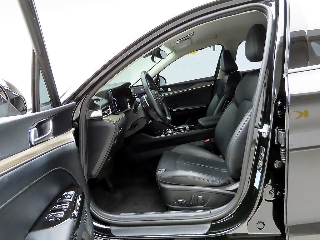 KIA K5 2023 Negro - Importación desde Corea - HF Imports Iquique - Foto 13