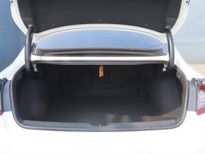 HYUNDAI Sonata - Vista 10