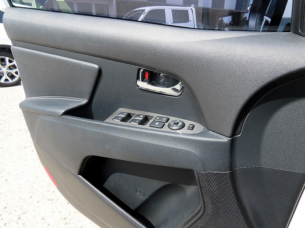 KIA Sportage - Vista 11