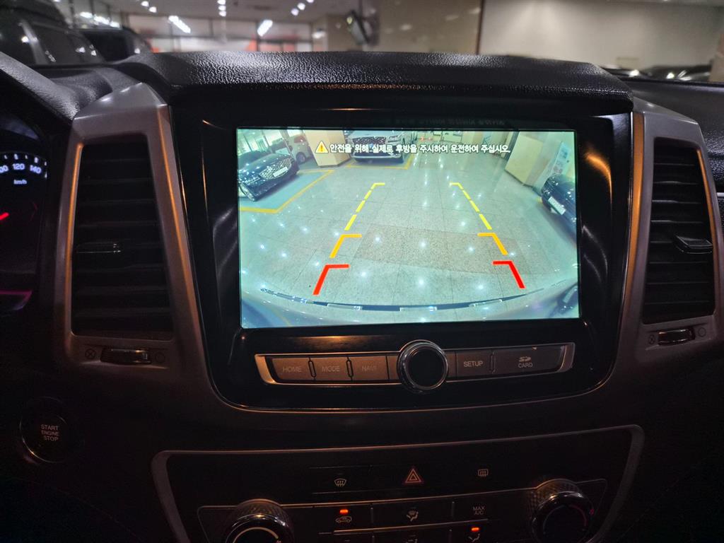 Ssangyong Rexton - Vista 11