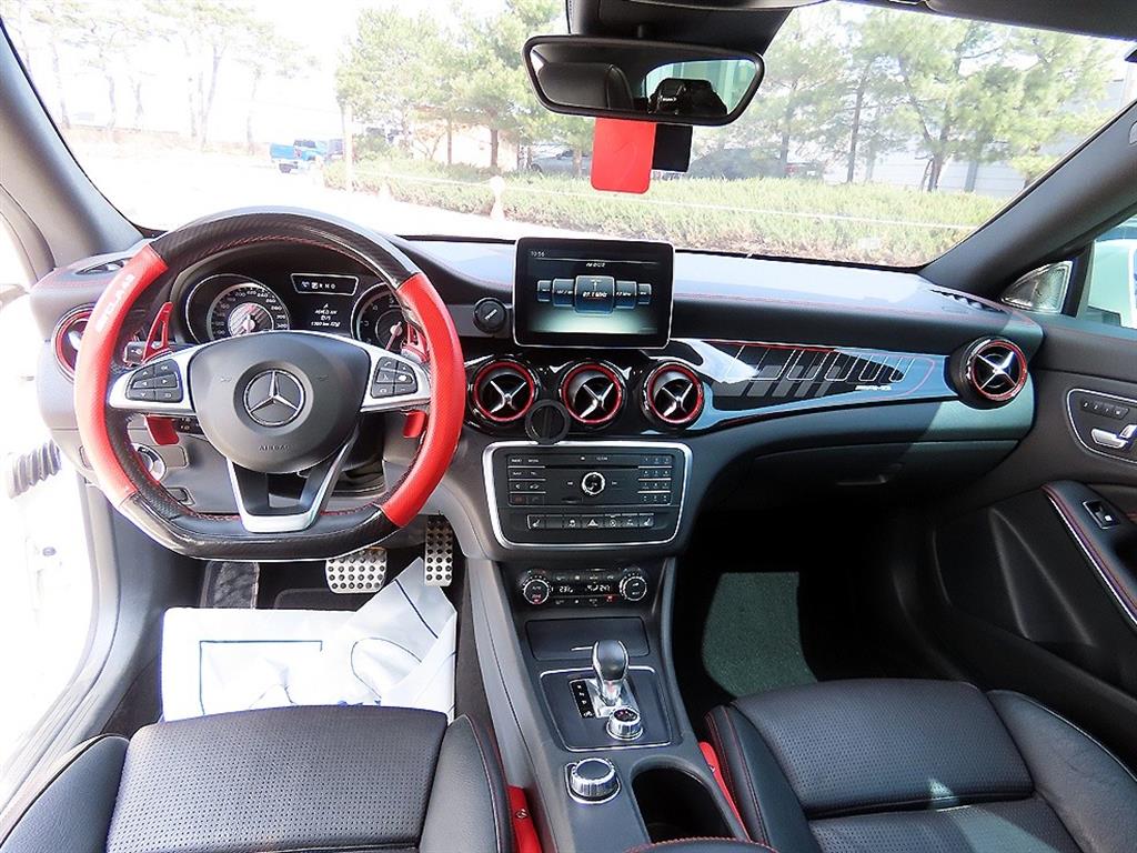 Mercedes Benz CLA Class - Vista 7