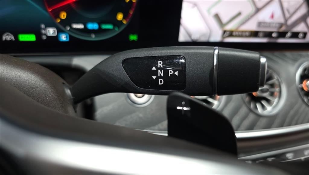 Mercedes Benz CLS Class - Vista 9