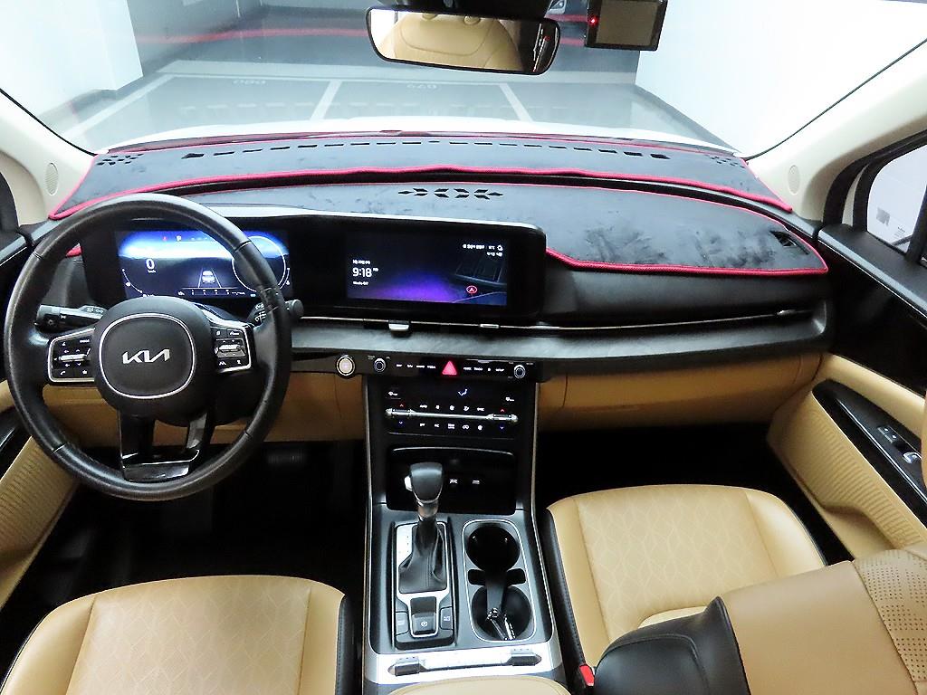 KIA Carnival - Vista 8