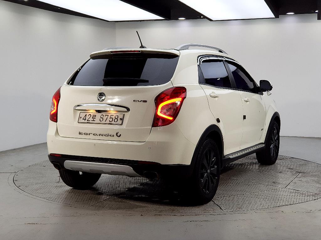 Ssangyong Korando - Vista 4