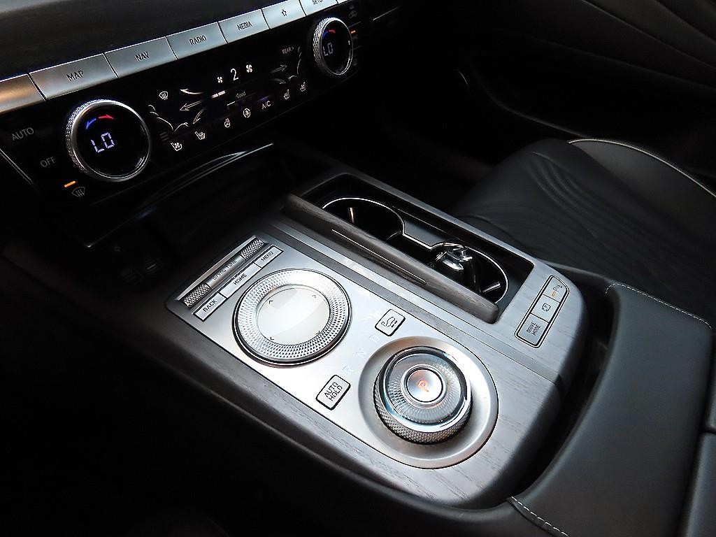 Genesis G80 - Vista 11