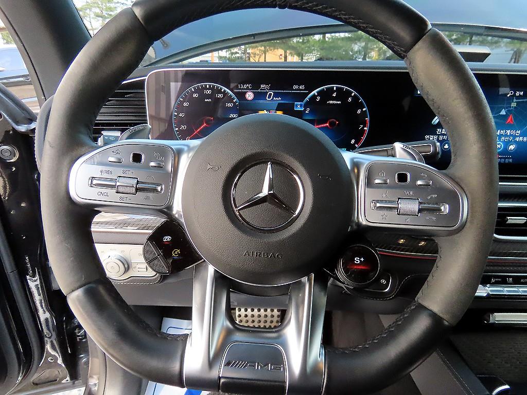 Mercedes Benz GLE Class - Vista 8