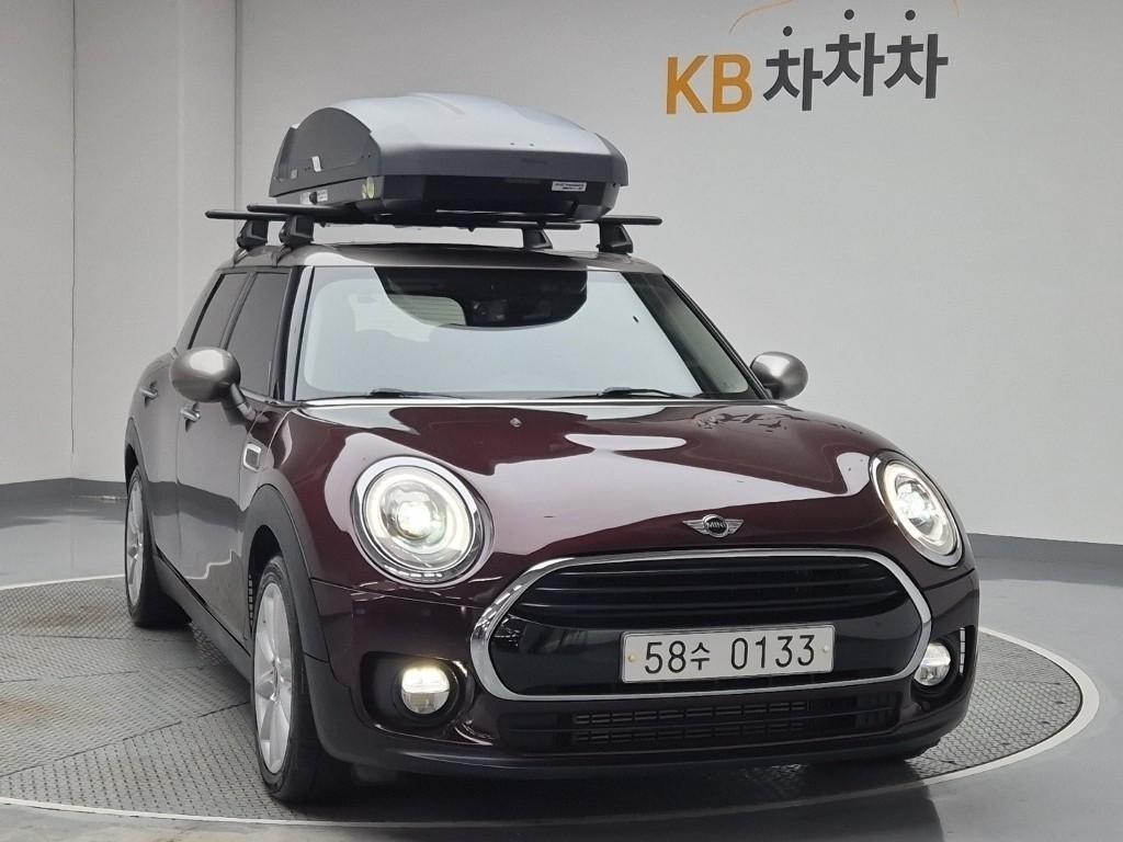 Mini Clubman - Vista 4