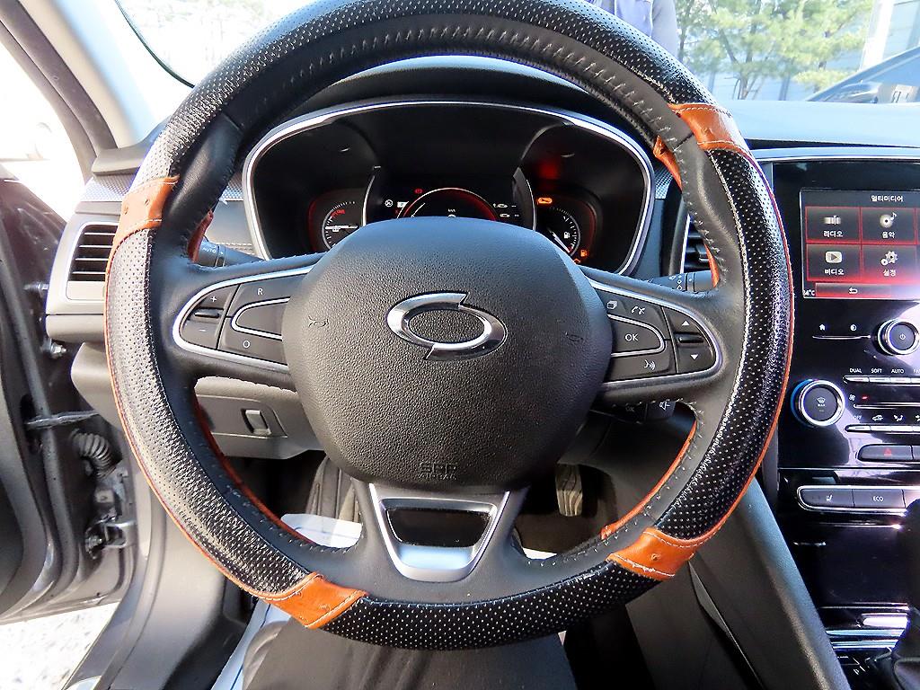 SAMSUNG SM6 - Vista 8