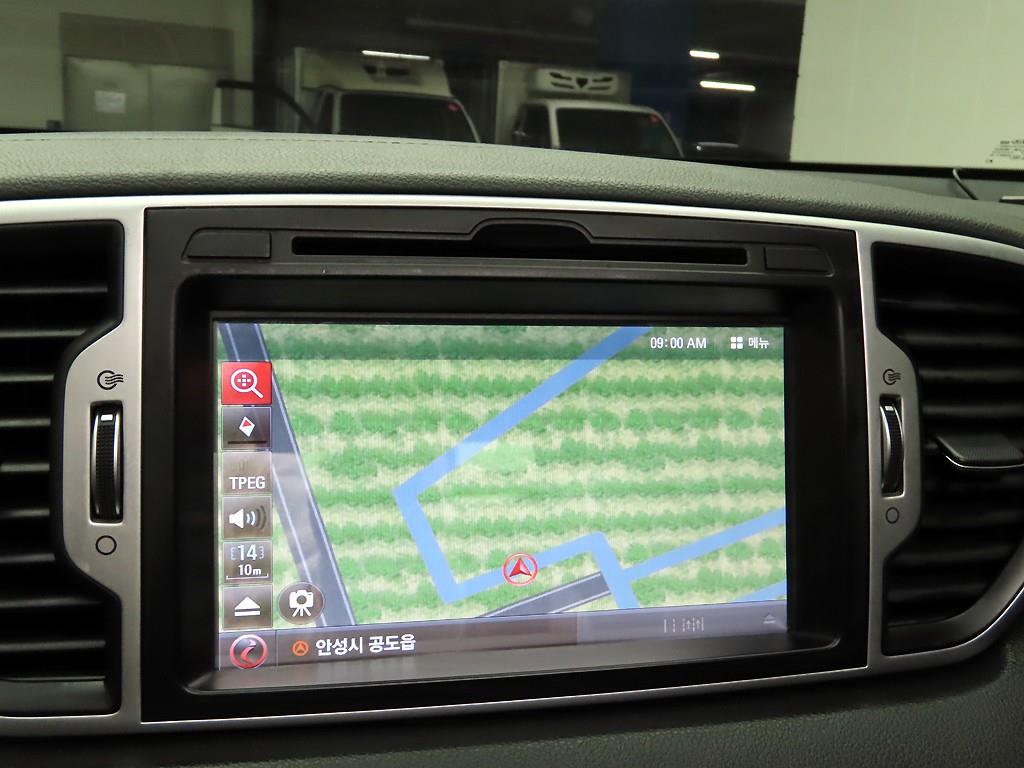 KIA Sportage - Vista 8