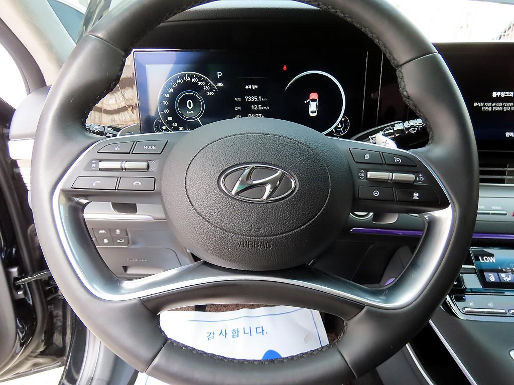 HYUNDAI Grandeur - Vista 8