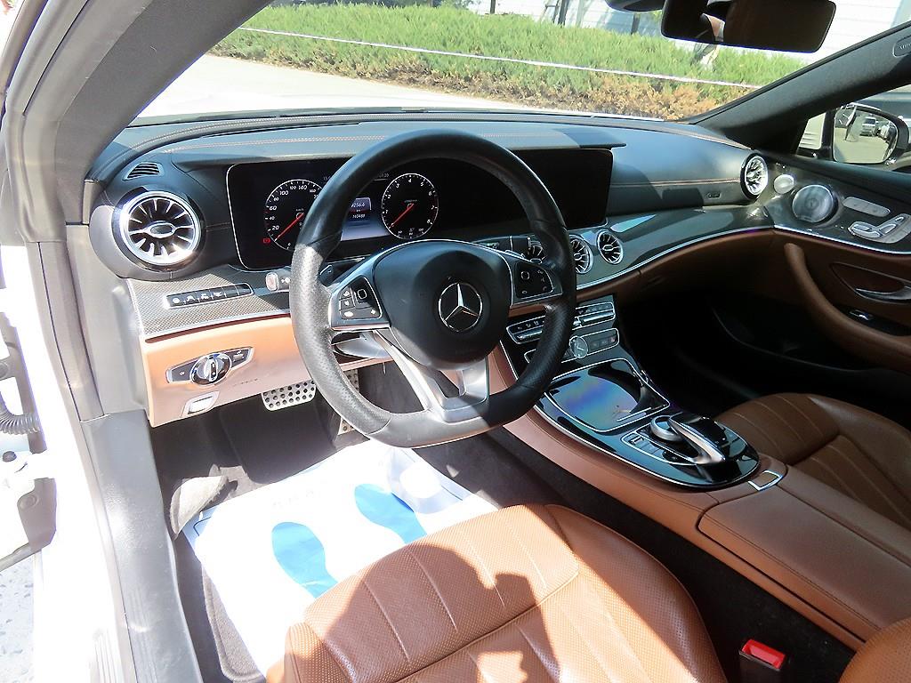 Mercedes Benz E class - Vista 7