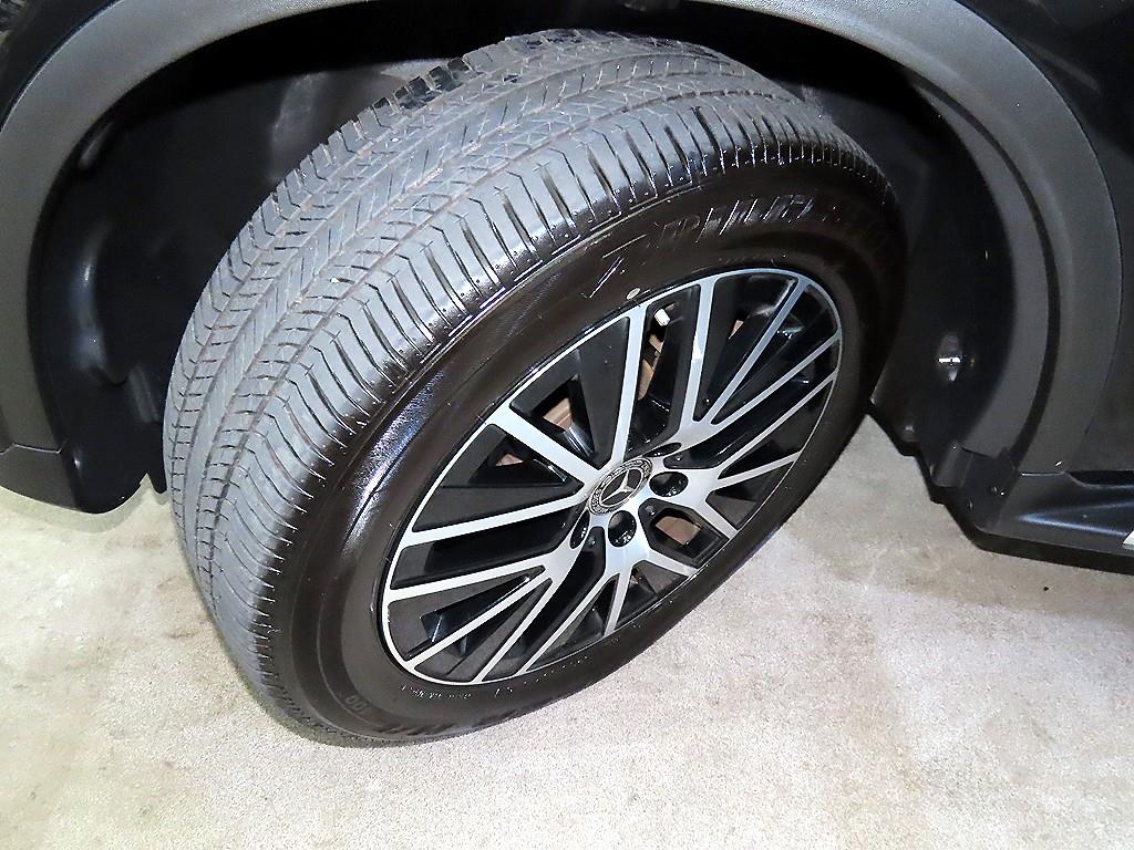 Mercedes Benz GLC Class 2021 Negro - Importación desde Corea - HF Imports Iquique - Foto 20