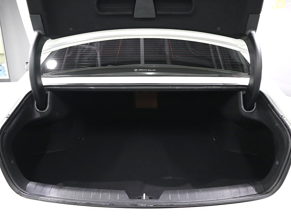 HYUNDAI Grandeur 2023 Blanco - Importación desde Corea - HF Imports Iquique - Foto 16