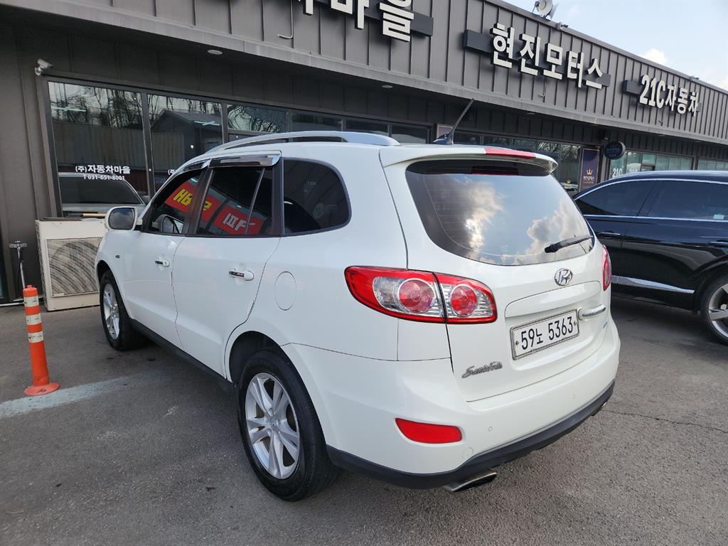 HYUNDAI Santa Fe - Vista 4