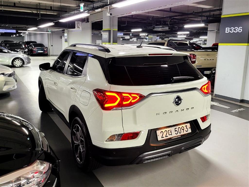 Ssangyong Korando - Vista 5