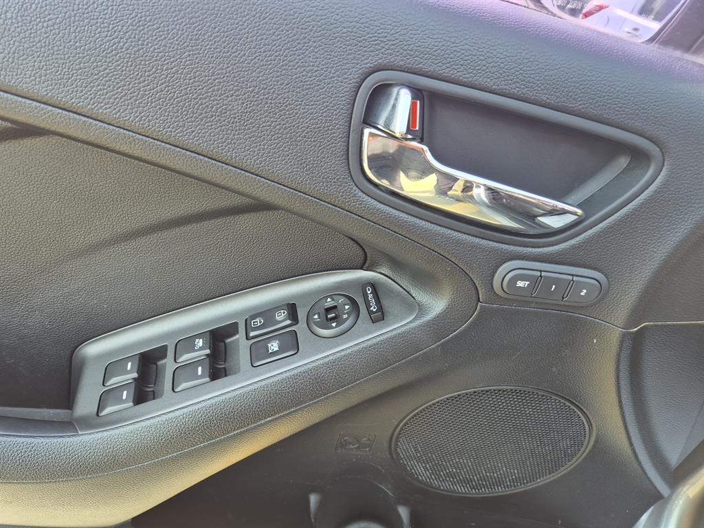 KIA K3 2014 Gris - Importación desde Corea - HF Imports Iquique - Foto 16