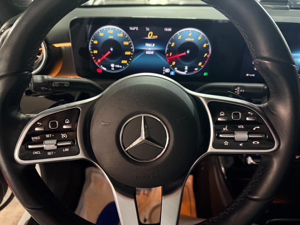 Mercedes Benz A Class - Vista 10