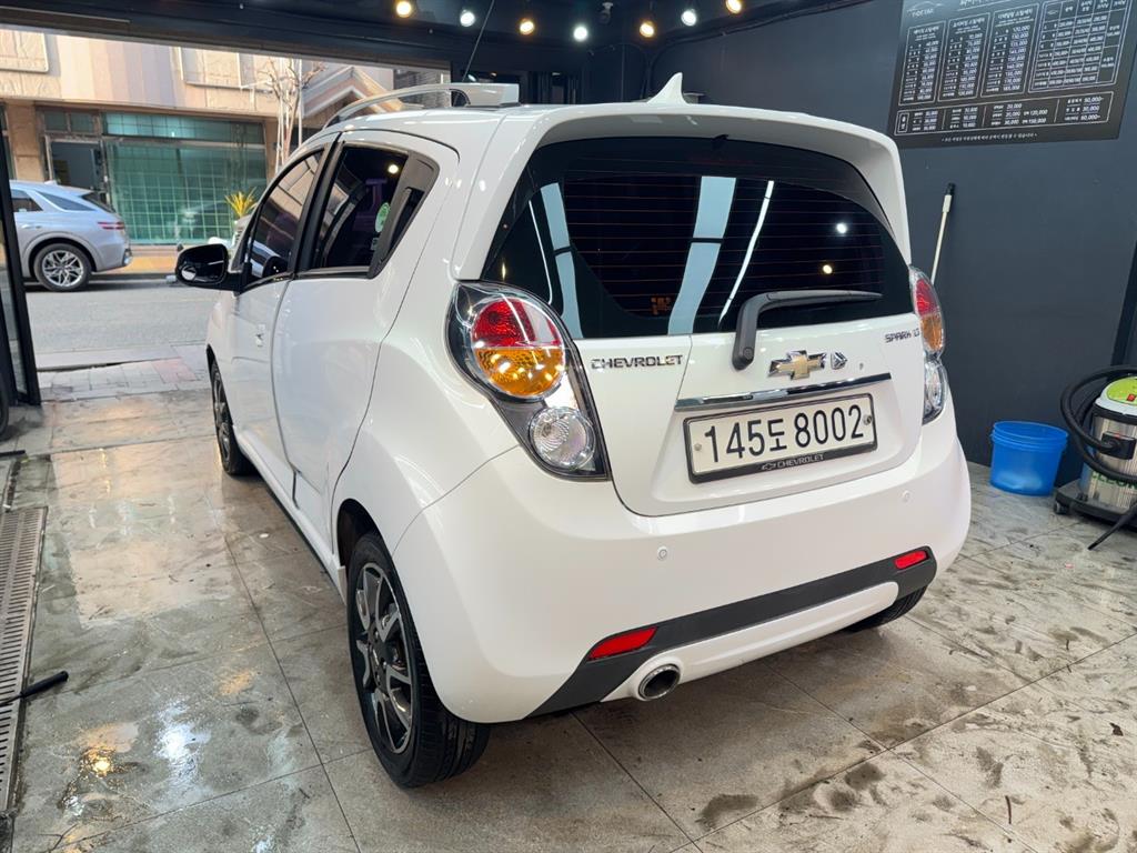 Chevrolet Spark - Vista 5