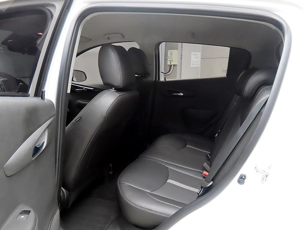 Chevrolet Spark - Vista 6