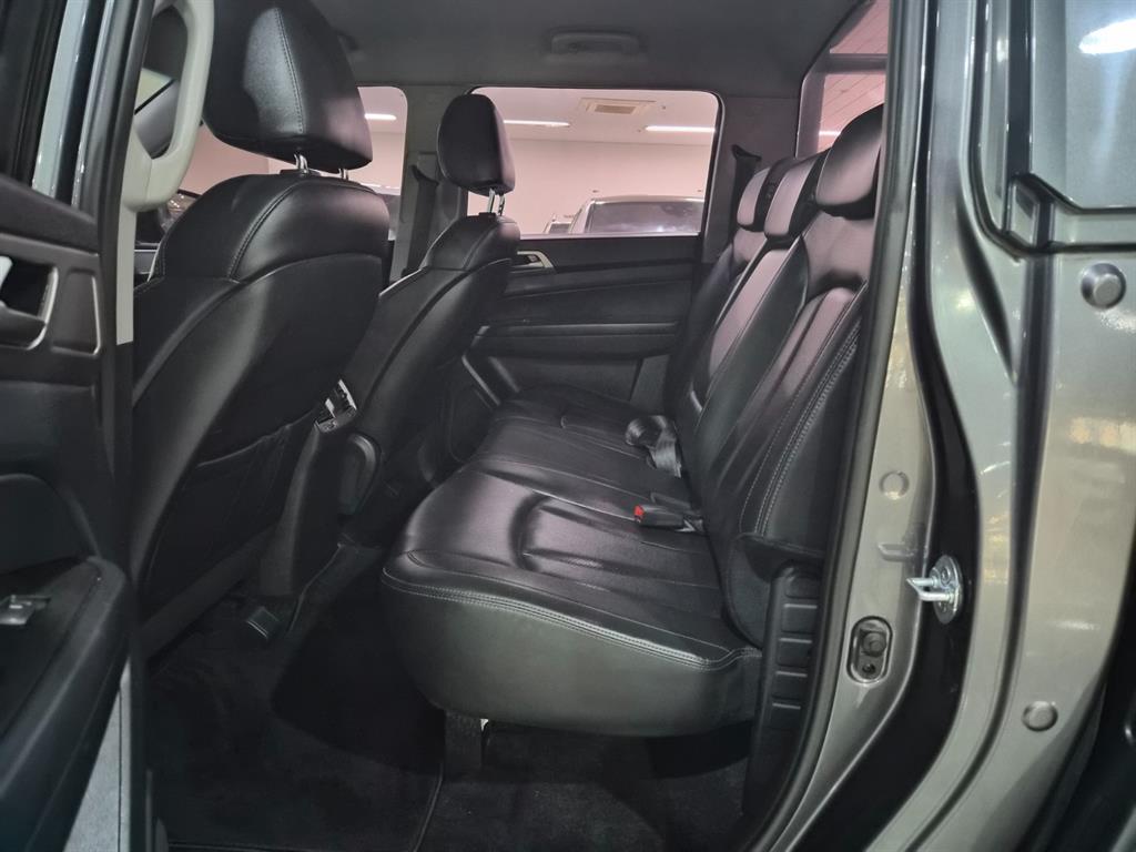 Ssangyong Rexton 2019 Gris - Importación desde Corea - HF Imports Iquique - Foto 13