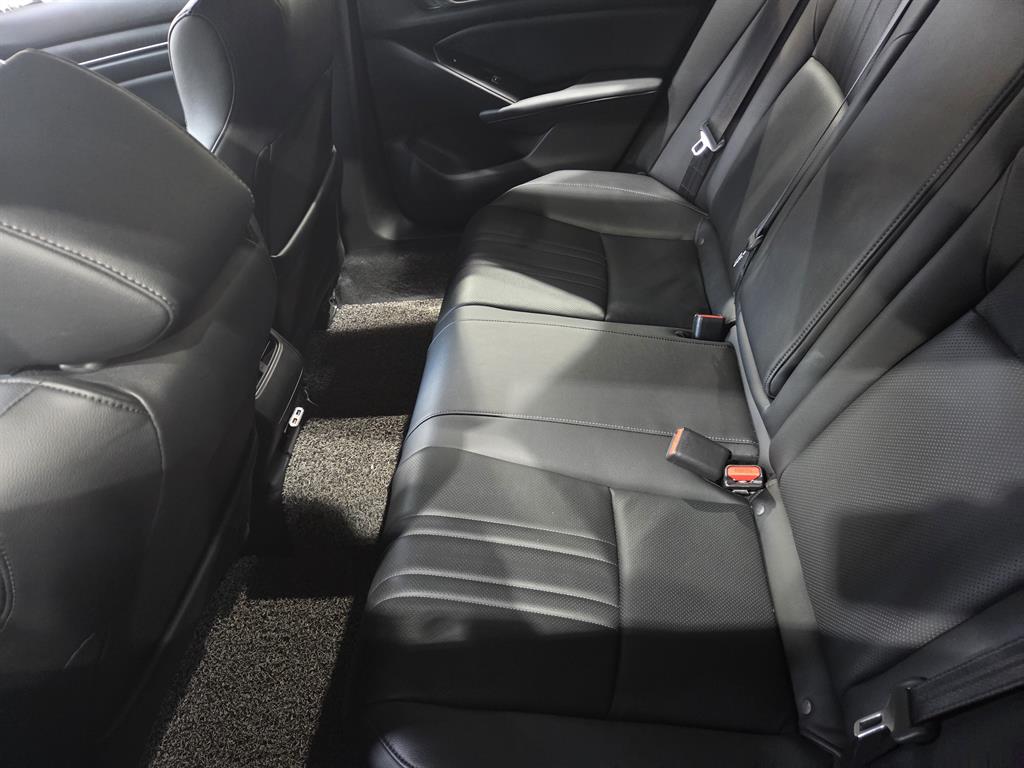 Honda Accord - Vista 5