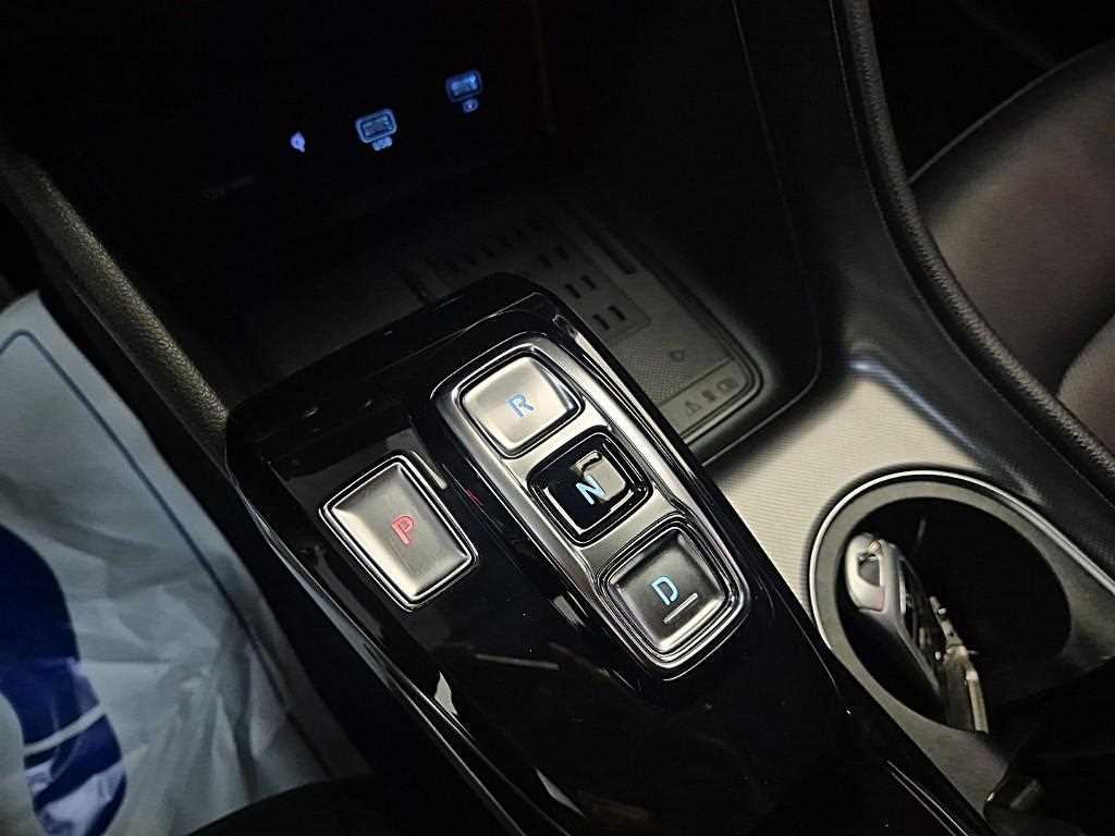 HYUNDAI Sonata - Vista 8