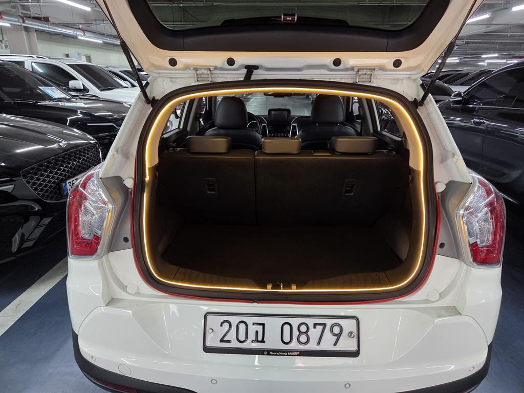 Ssangyong Tivoli - Vista 7