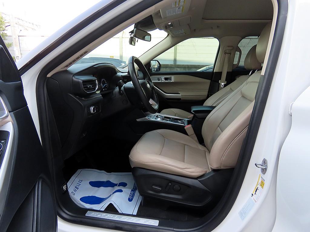 Ford Explorer - Vista 5