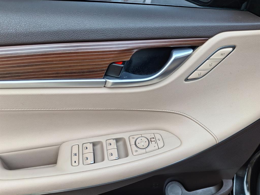 HYUNDAI Grandeur 2019 Negro - Importación desde Corea - HF Imports Iquique - Foto 17