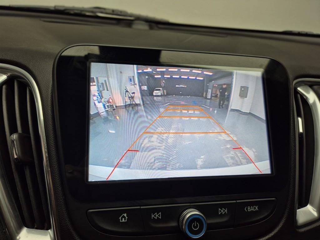 Chevrolet Malibu - Vista 12