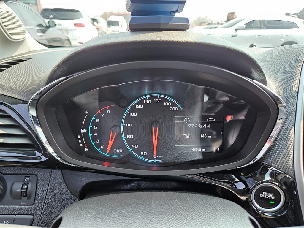 Chevrolet Spark - Vista 5