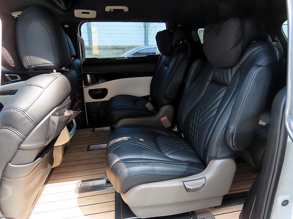 KIA Carnival - Vista 6