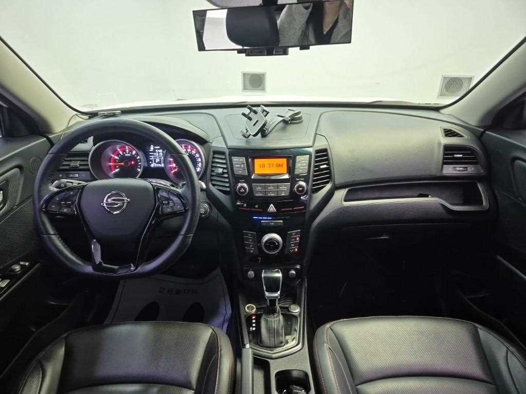 Ssangyong Tivoli - Vista 7