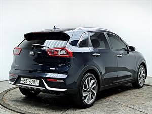 KIA Niro - Vista 8