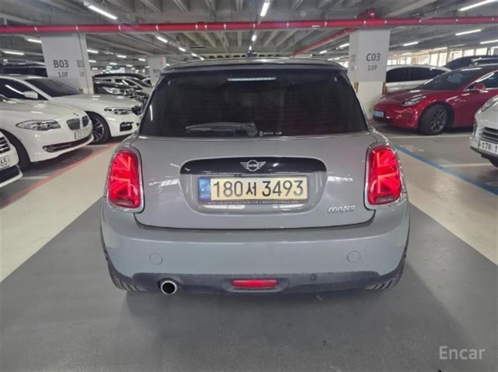 Mini Cooper - Vista 4