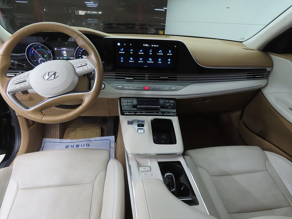 HYUNDAI Grandeur - Vista 7