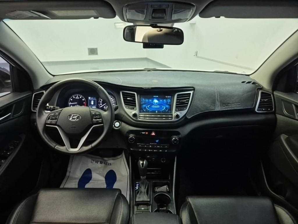 HYUNDAI Tucson - Vista 7