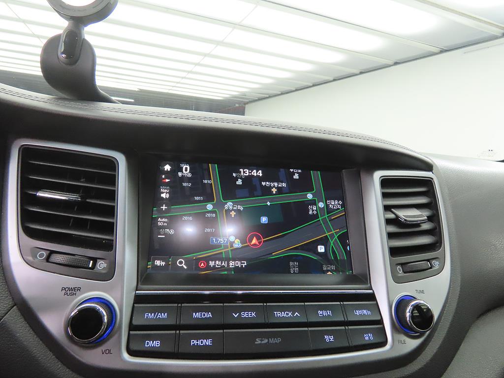 HYUNDAI Tucson 2017 Blanco - Importación desde Corea - HF Imports Iquique - Foto 13