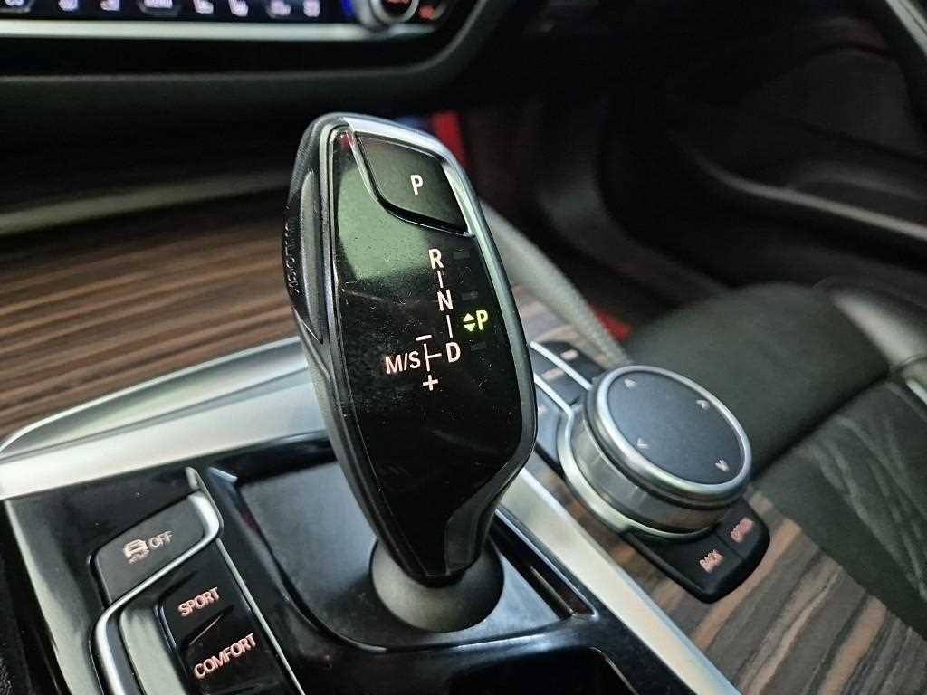 BMW 5 Series - Vista 8