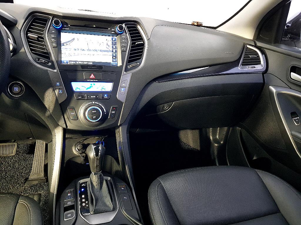 HYUNDAI Santa Fe - Vista 10