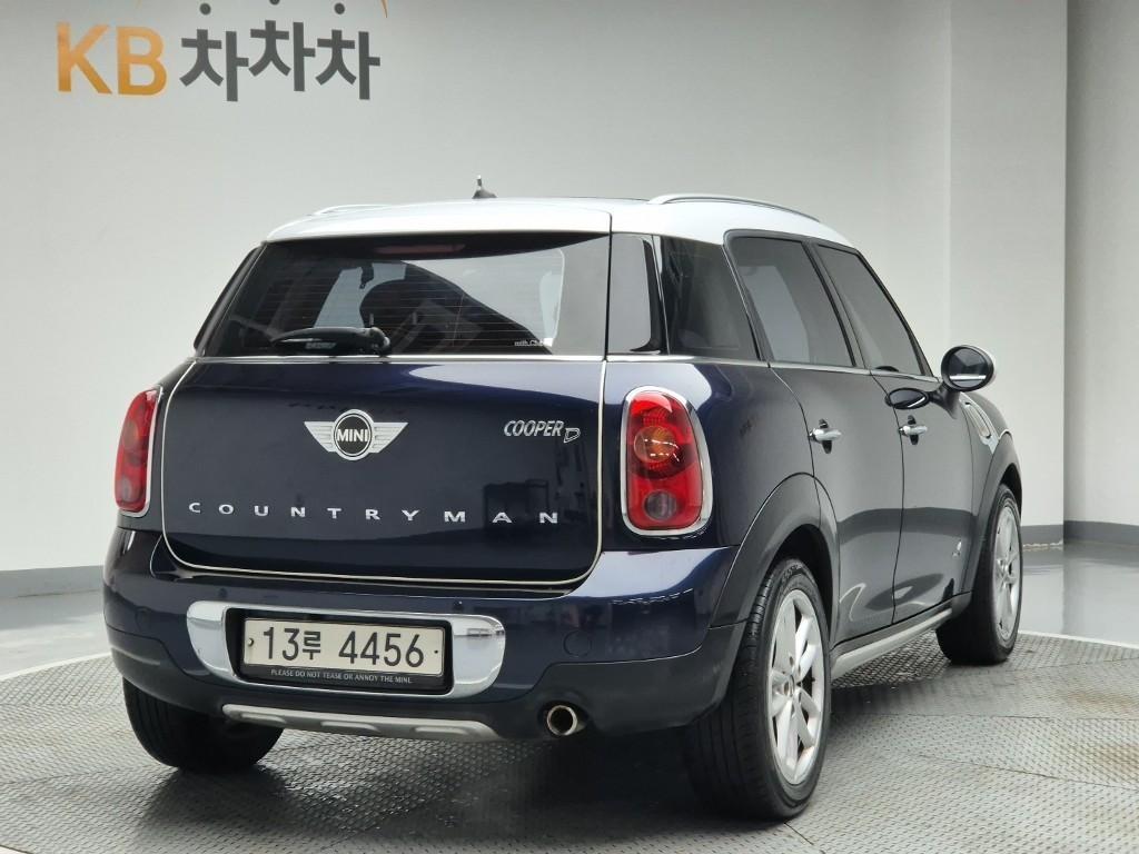 Mini Countryman - Vista 4