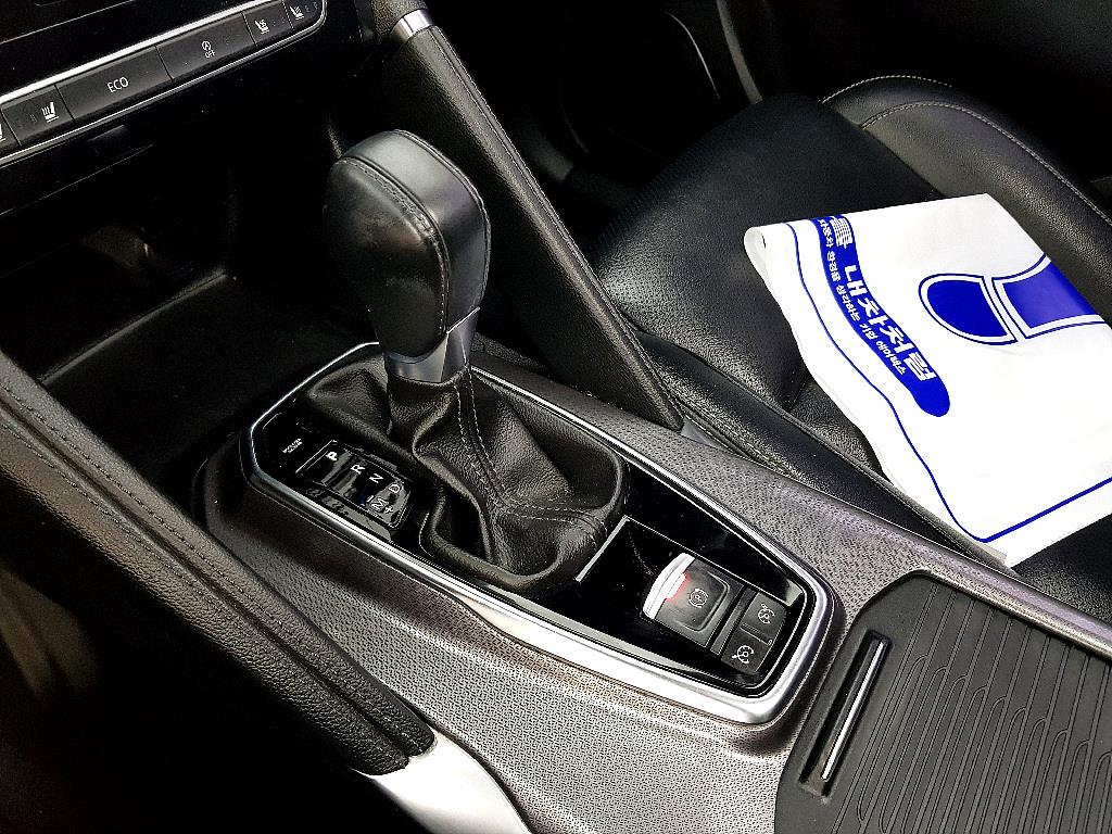 SAMSUNG QM6 - Vista 12