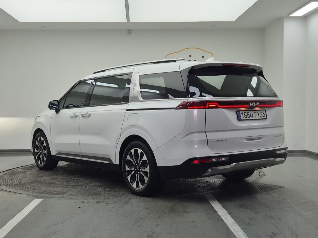 KIA Carnival - Vista 3