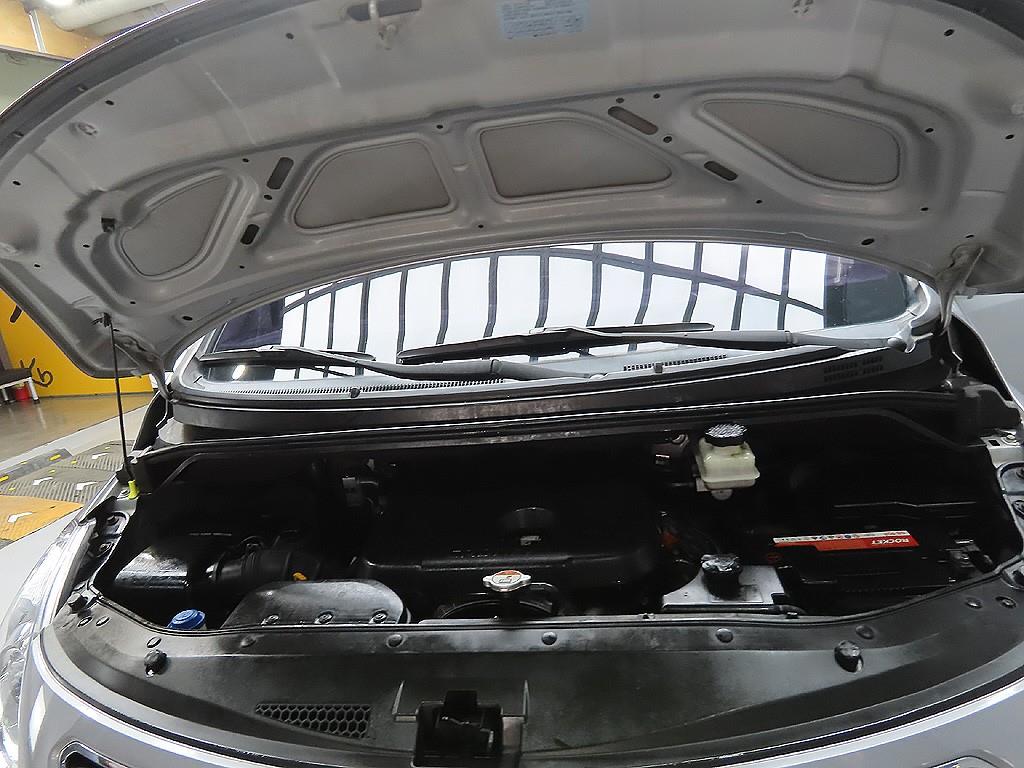 HYUNDAI Starex 2016 Gris - Importación desde Corea - HF Imports Iquique - Foto 7