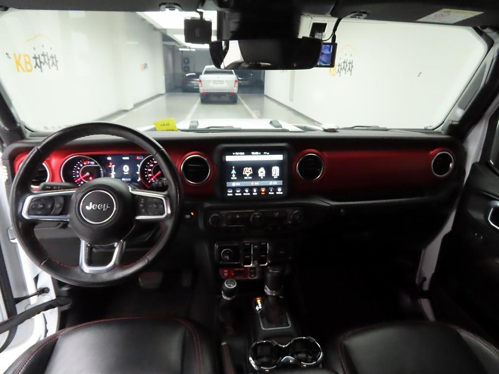 Jeep Wrangler - Vista 6