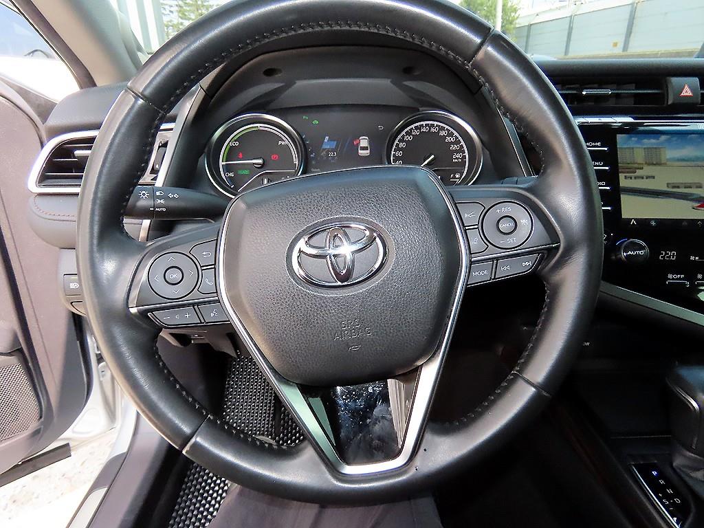 Toyota Camry - Vista 8