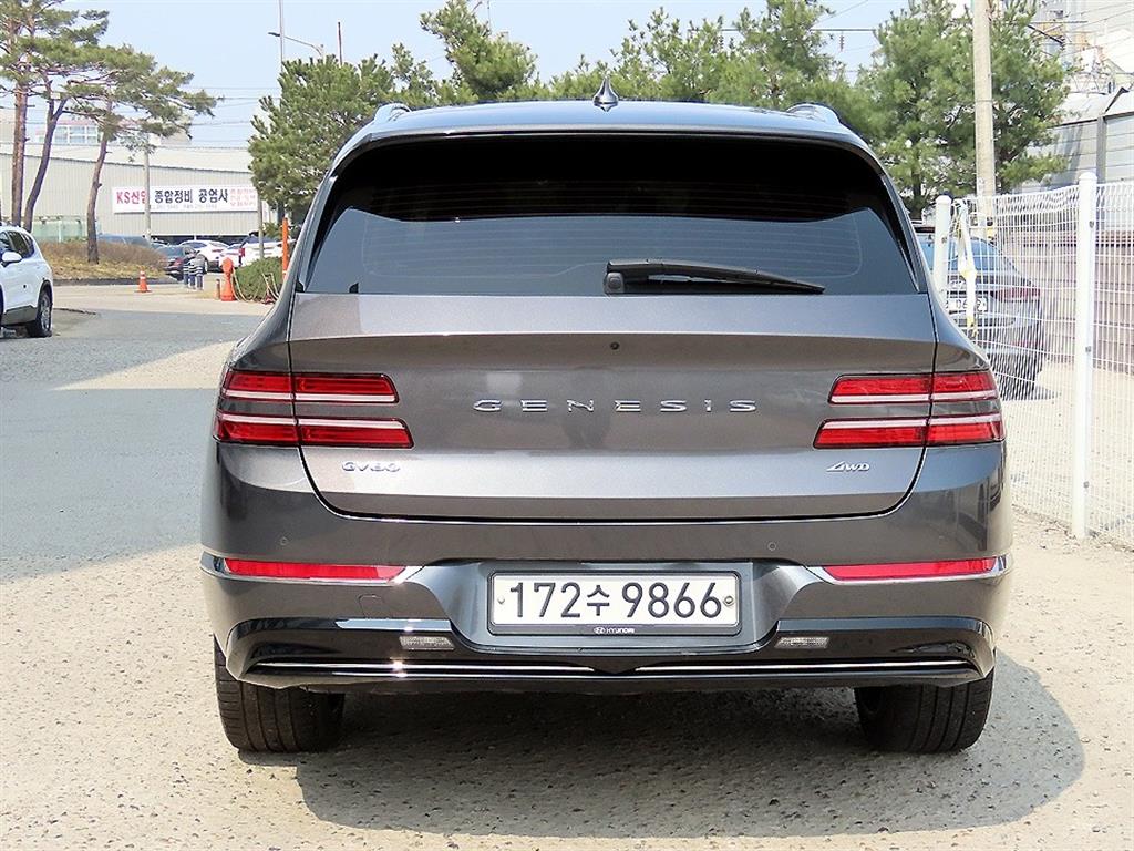 Genesis GV80 - Vista 4