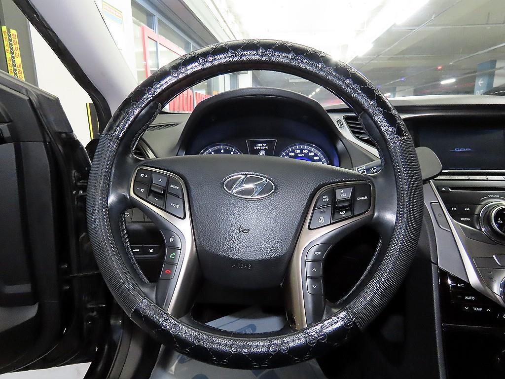 HYUNDAI Grandeur - Vista 8