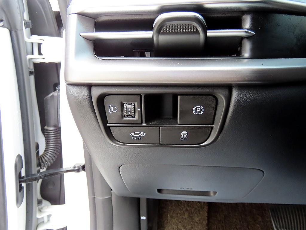 HYUNDAI Grandeur - Vista 11